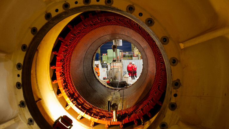 Sciage au câble d’un pod de paquebot