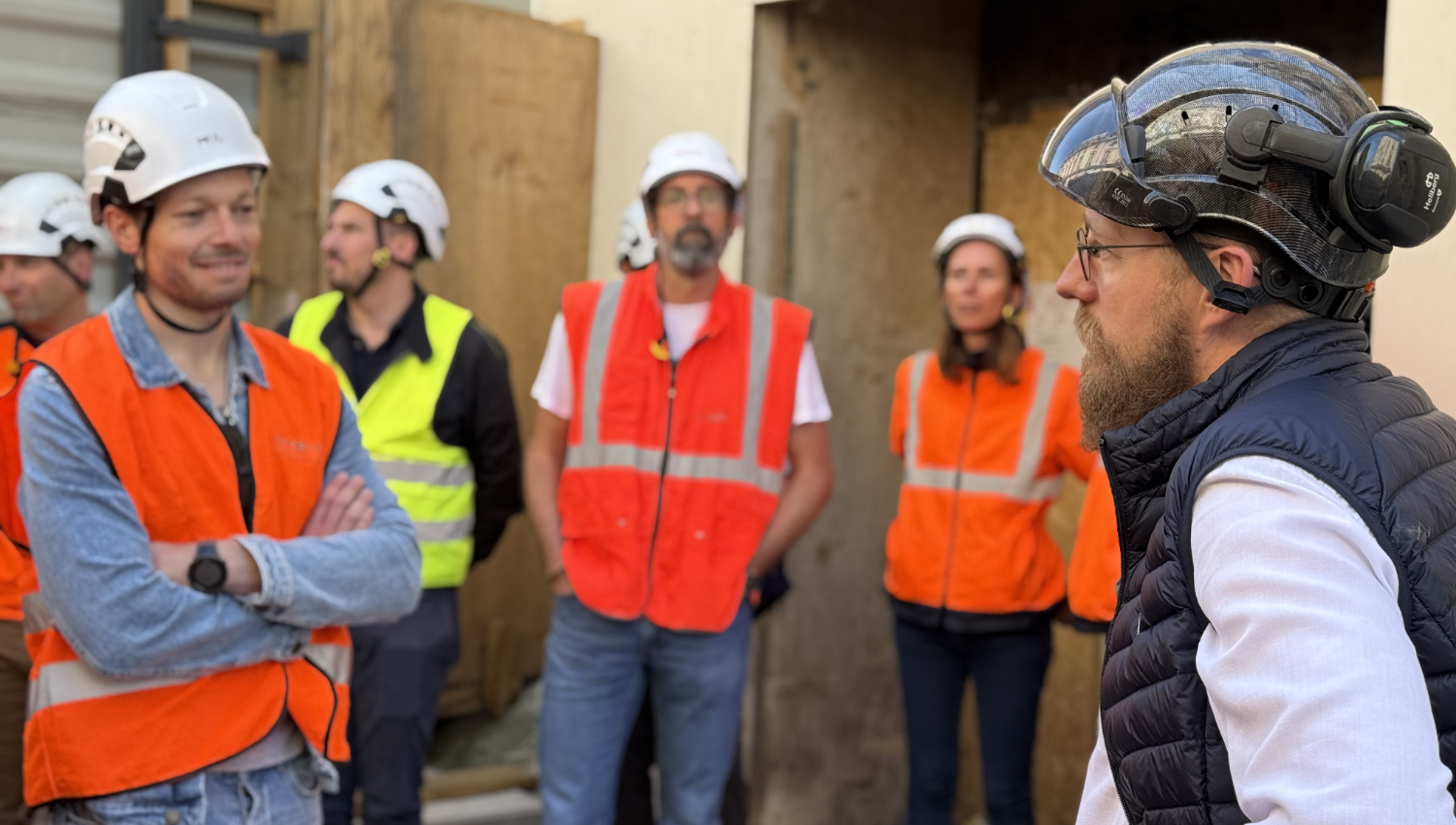 Louis Germain sur le chantier de l'Hôtel de la Reine