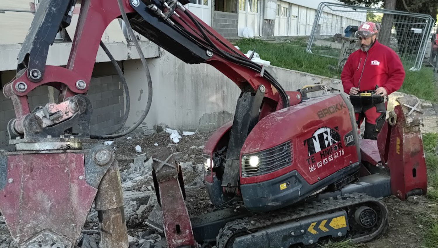 La démolition, version précision.