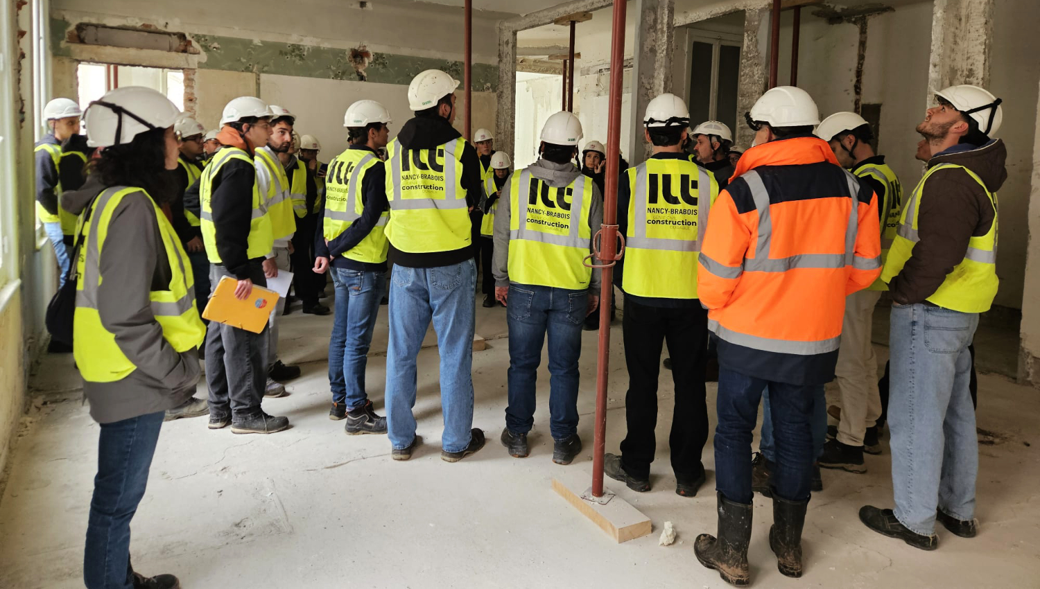 Visite de l’IUT Génie Civil sur le chantier de l'Hôtel de la Reine
